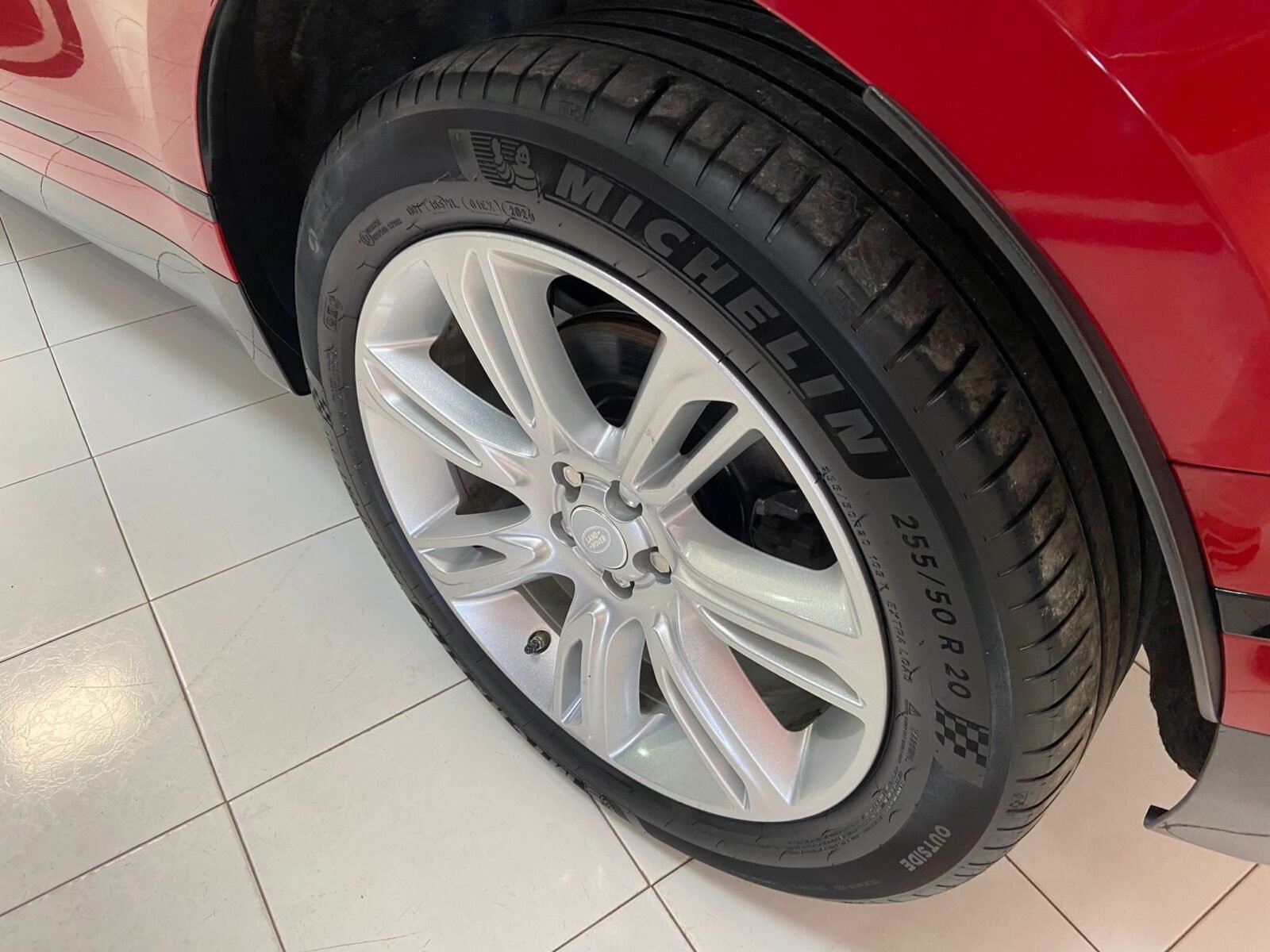 LAND-ROVER RANGE ROVER VELAR 2.0 turbo R-Dinamyc 4x4