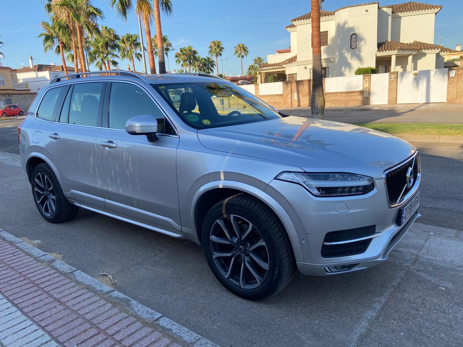 VOLVO XC90 2.0 D5 Momentum AWD 7 Plazas