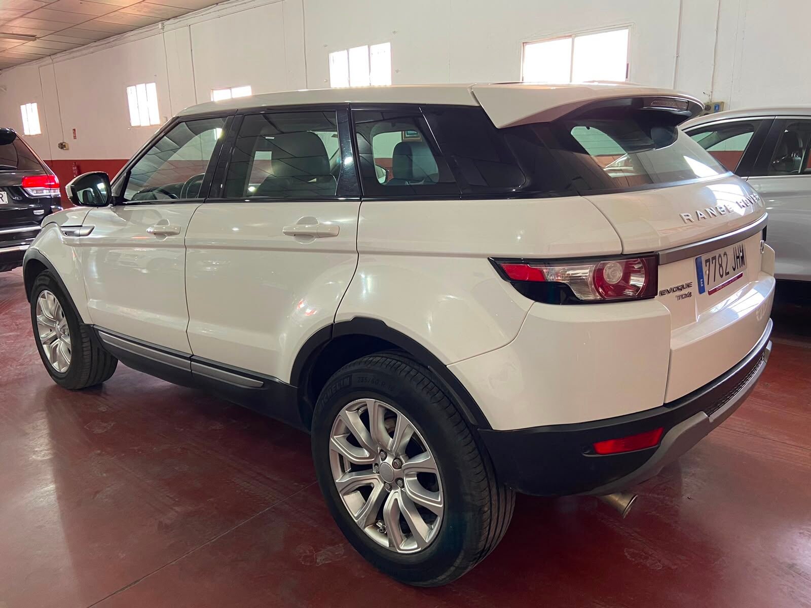 LAND-ROVER RANGE ROVER EVOQUE 2.2 TD4 PURE