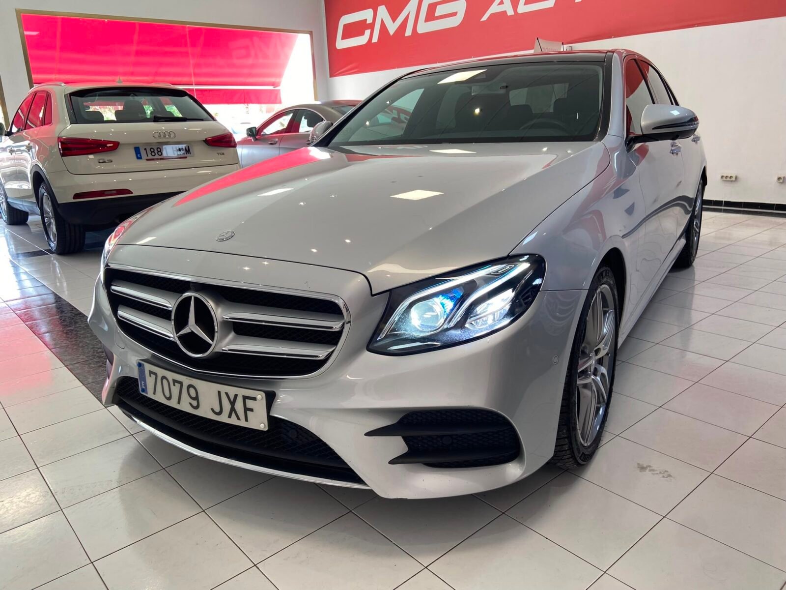 MERCEDES-BENZ Clase E 220 CDI AMG LINE 
