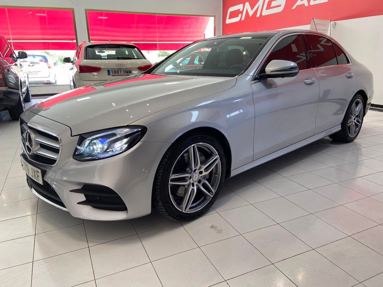 MERCEDES-BENZ Clase E 220 CDI AMG LINE 
