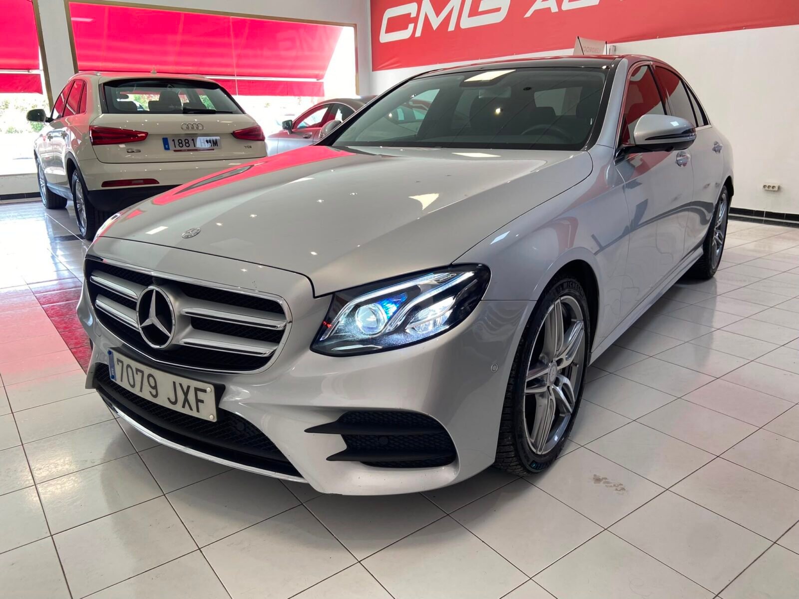MERCEDES-BENZ Clase E 220 CDI AMG LINE 