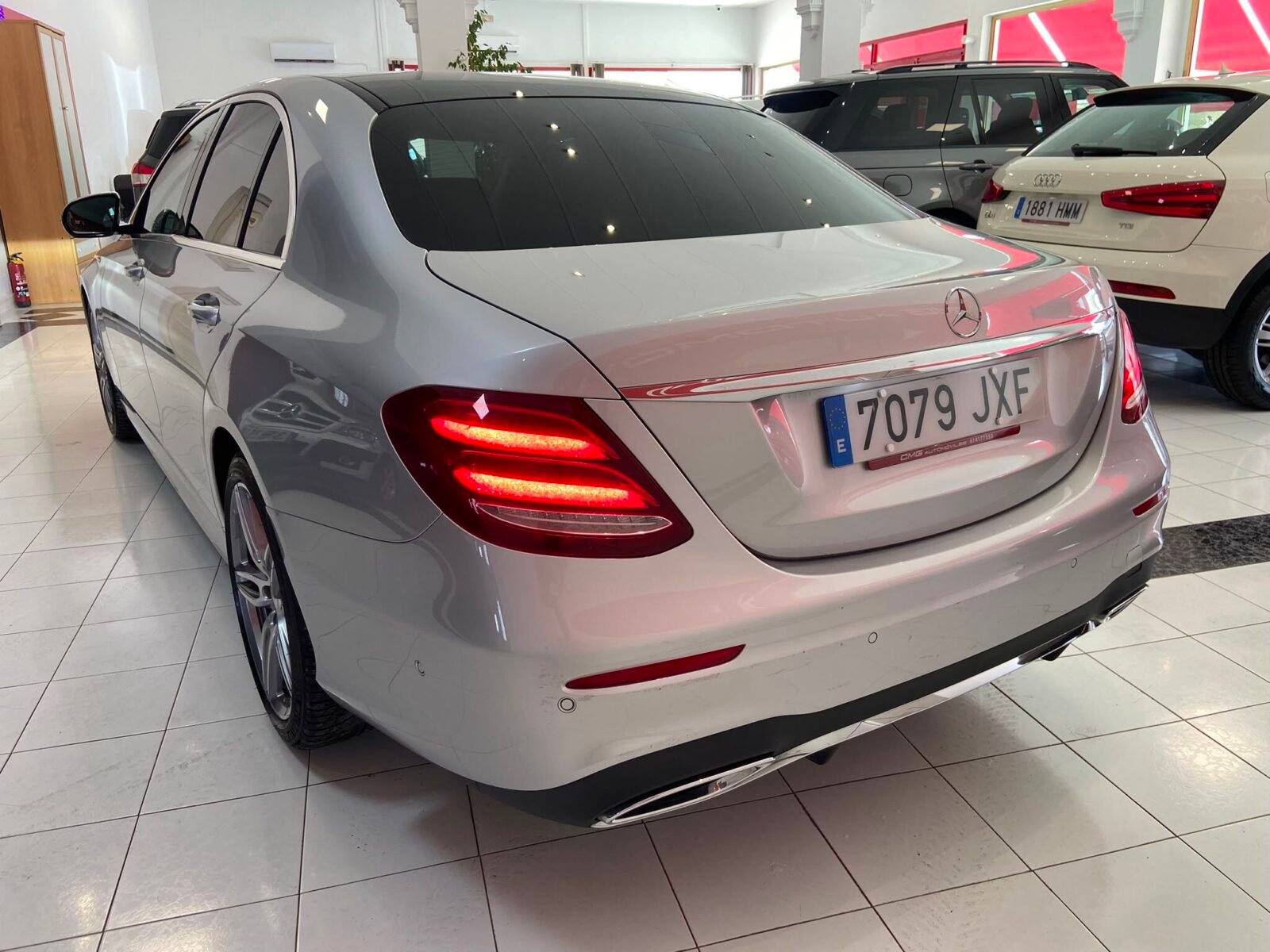 MERCEDES-BENZ Clase E 220 CDI AMG LINE 