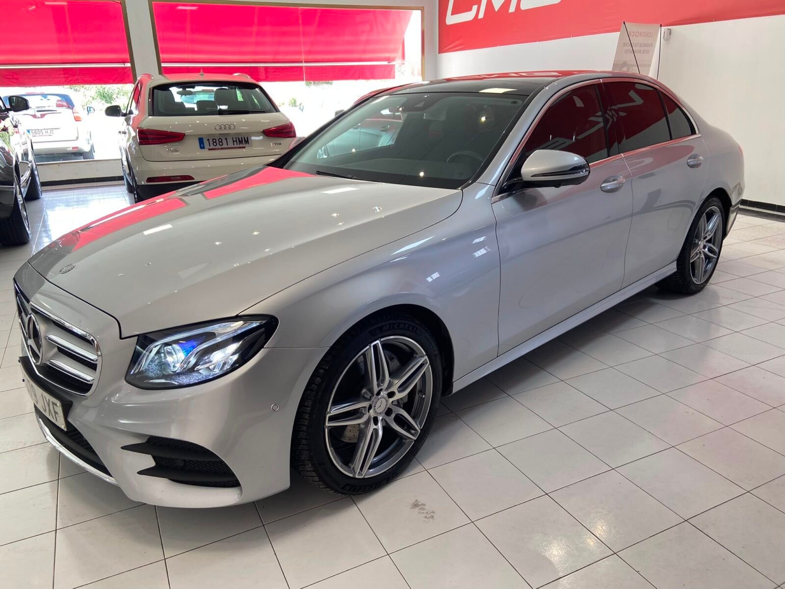 MERCEDES-BENZ Clase E 220 CDI AMG LINE 