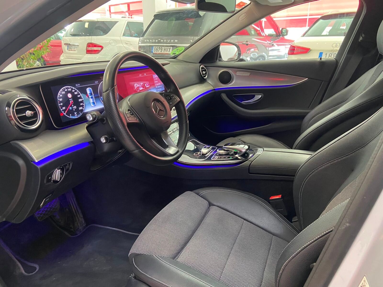 MERCEDES-BENZ Clase E 220 CDI AMG LINE 