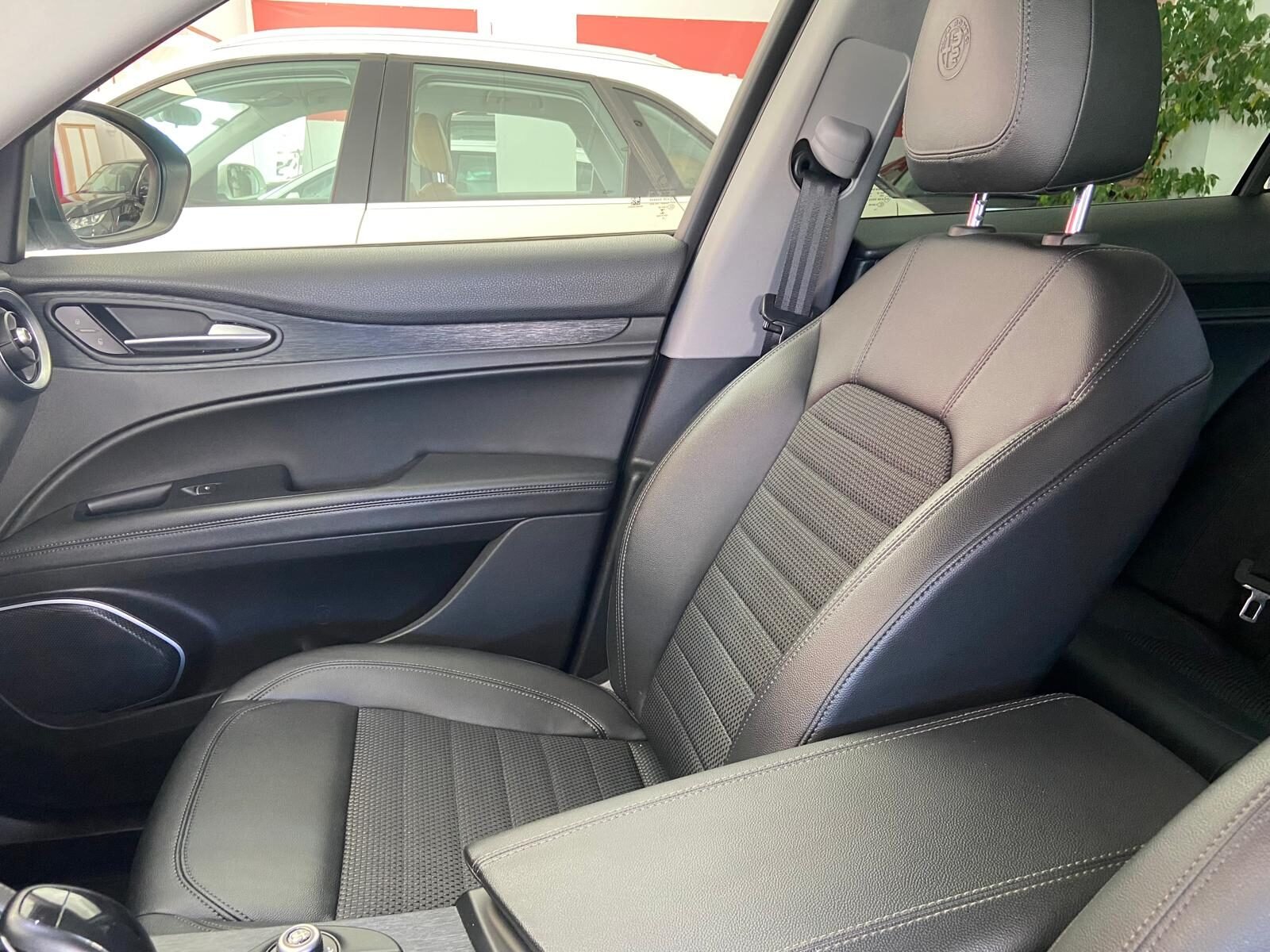 ALFA ROMEO STELVIO 2.2 JTDM EXECUTIVE Q4