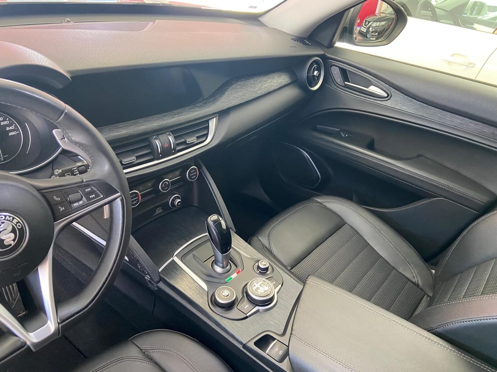 ALFA ROMEO STELVIO 2.2 JTDM EXECUTIVE Q4