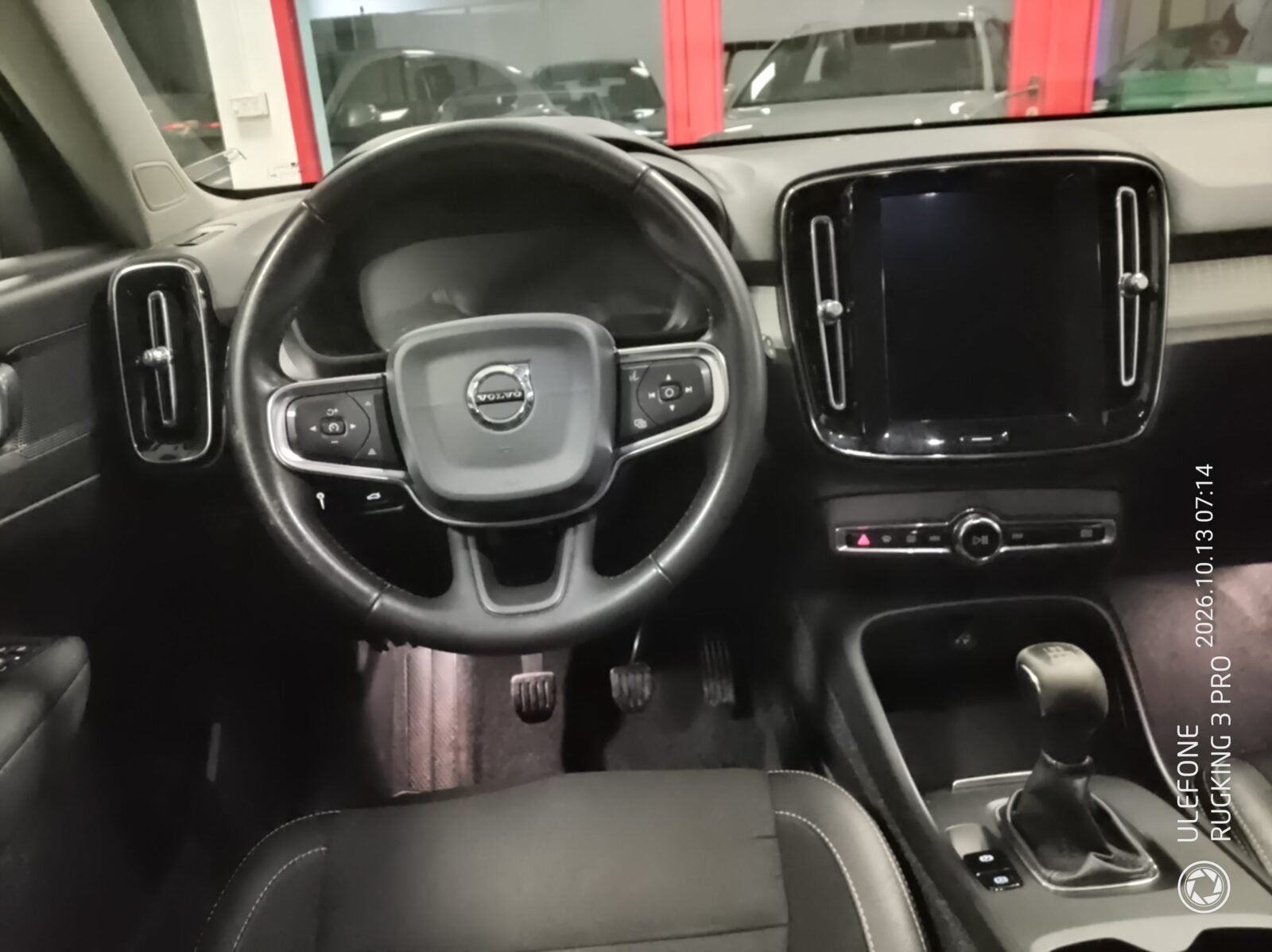 VOLVO XC40  XC40 2.0 D3 Business Plus 2WD