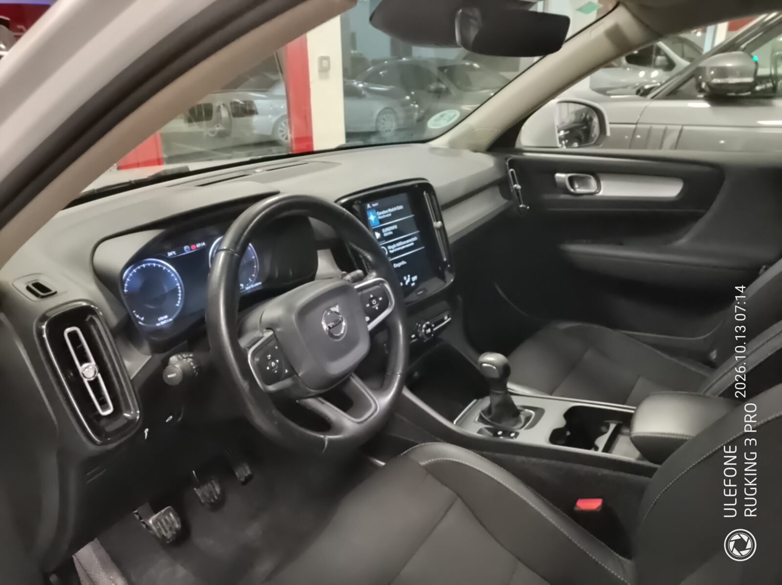VOLVO XC40  XC40 2.0 D3 Business Plus 2WD